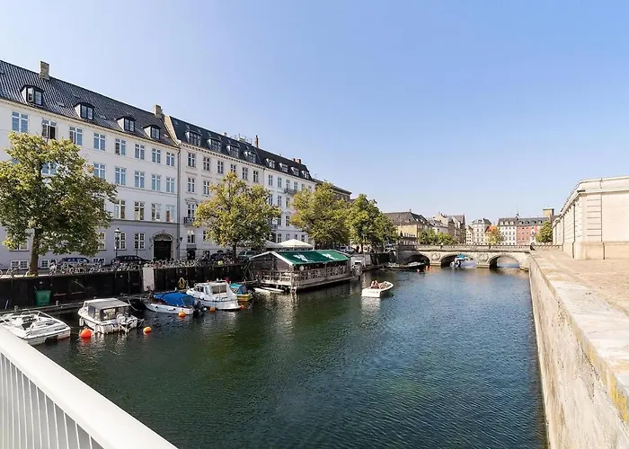 Hygge Living - Heart Of Copenhagen Apartment, Denmark