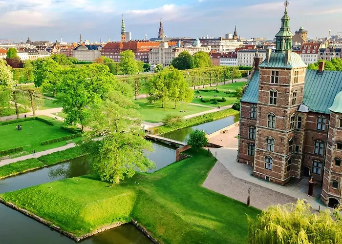 Centrally Located 4 Room Apartment Copenhagen, Denmark
