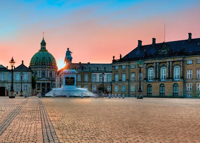 Spacious Apartment Centrally Located In Cph'S Old Town Copenhagen, Denmark