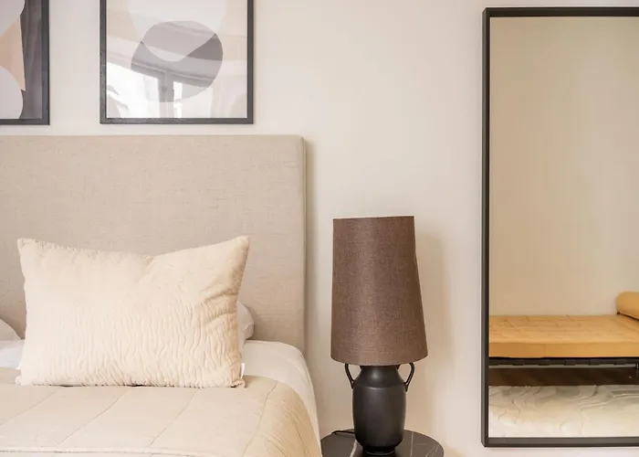 Noble - Fantastic 5-Bdr Apt In The Capital Copenhagen, Denmark